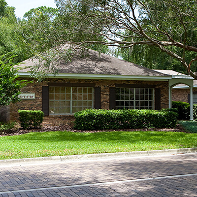 Outside view of Windermere Center for Dentistry